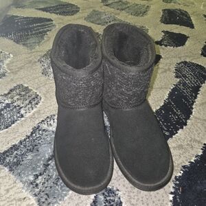 Minnetonka Kids Black Boots